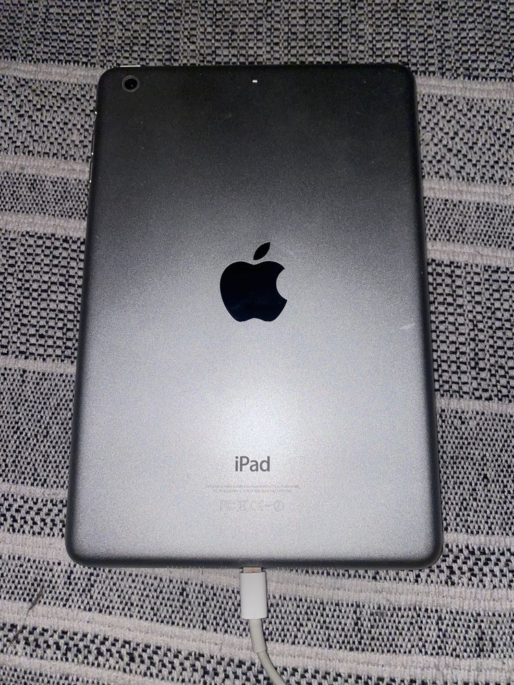 iPad mini 2 16g tablet