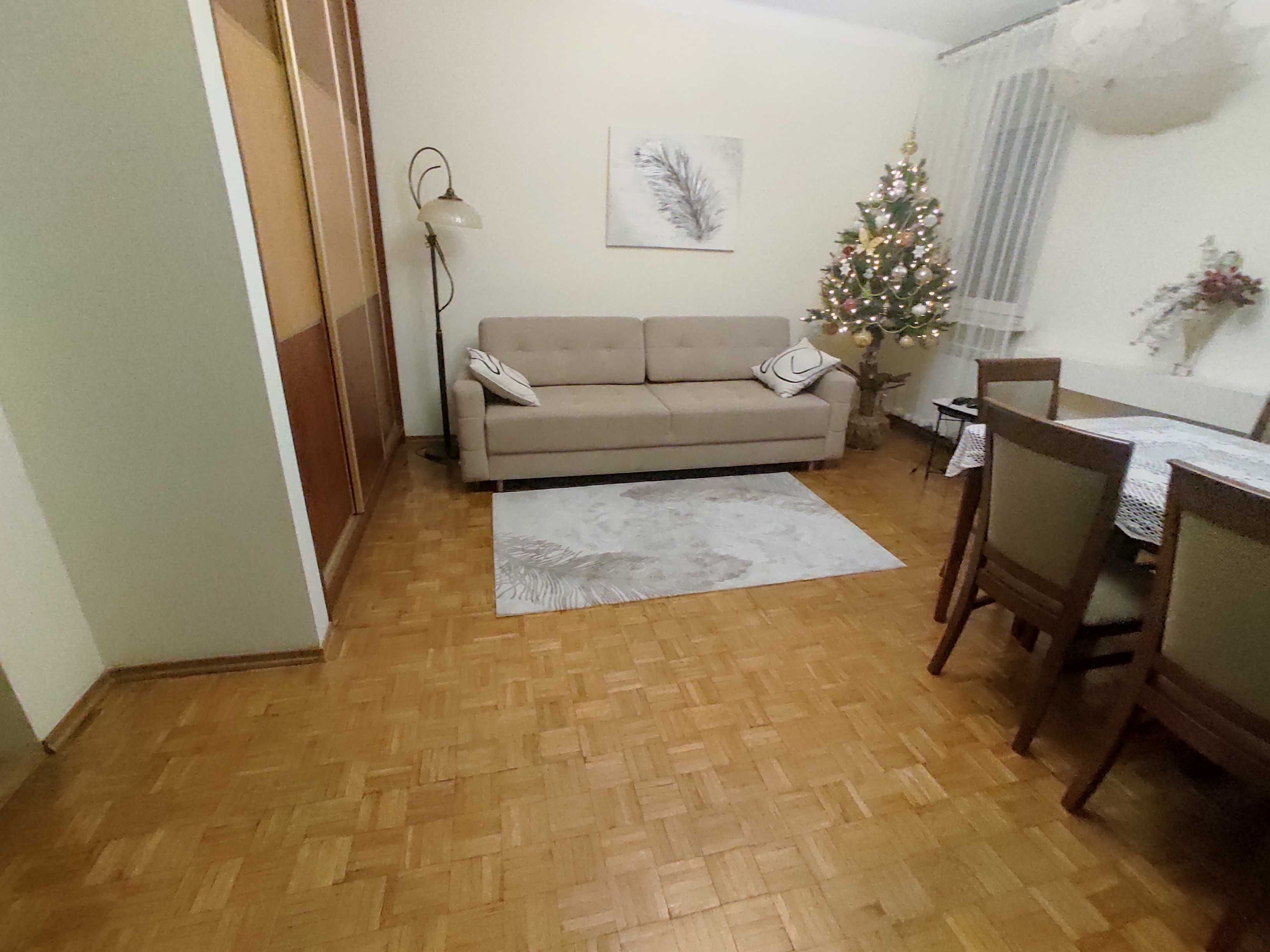 Sprzedam mieszkanie Jędrzejów ul. Okrzei 75