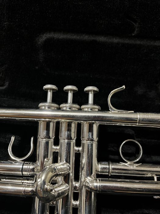 Trompete Yamaha YTR4335GII