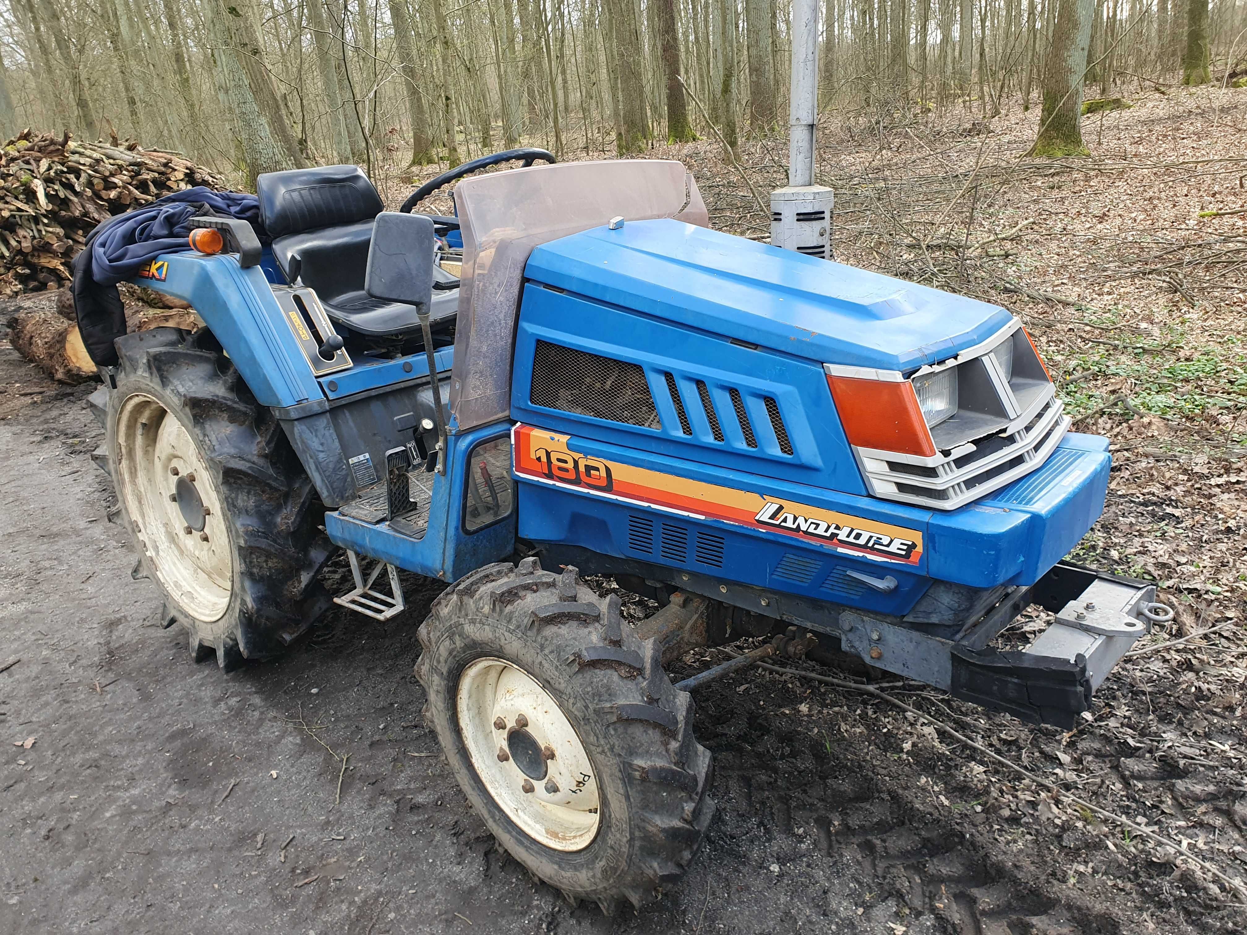 Traktorek Traktor Ciagniczek Ciagnik Iseki TU 18 4X4