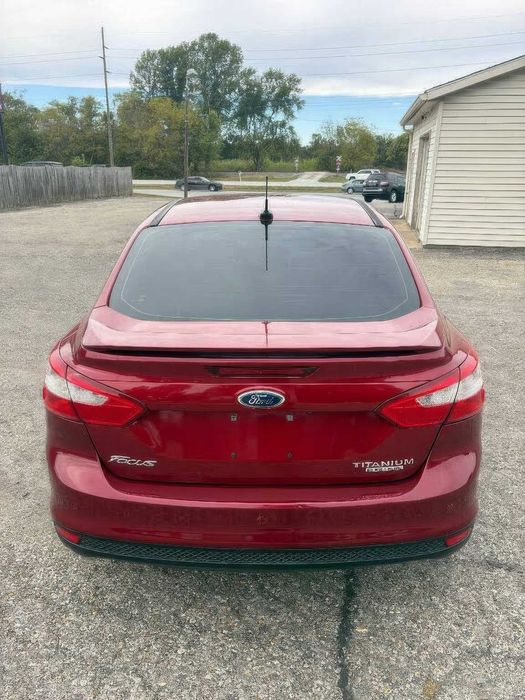 Ford Focus Titanium      2014