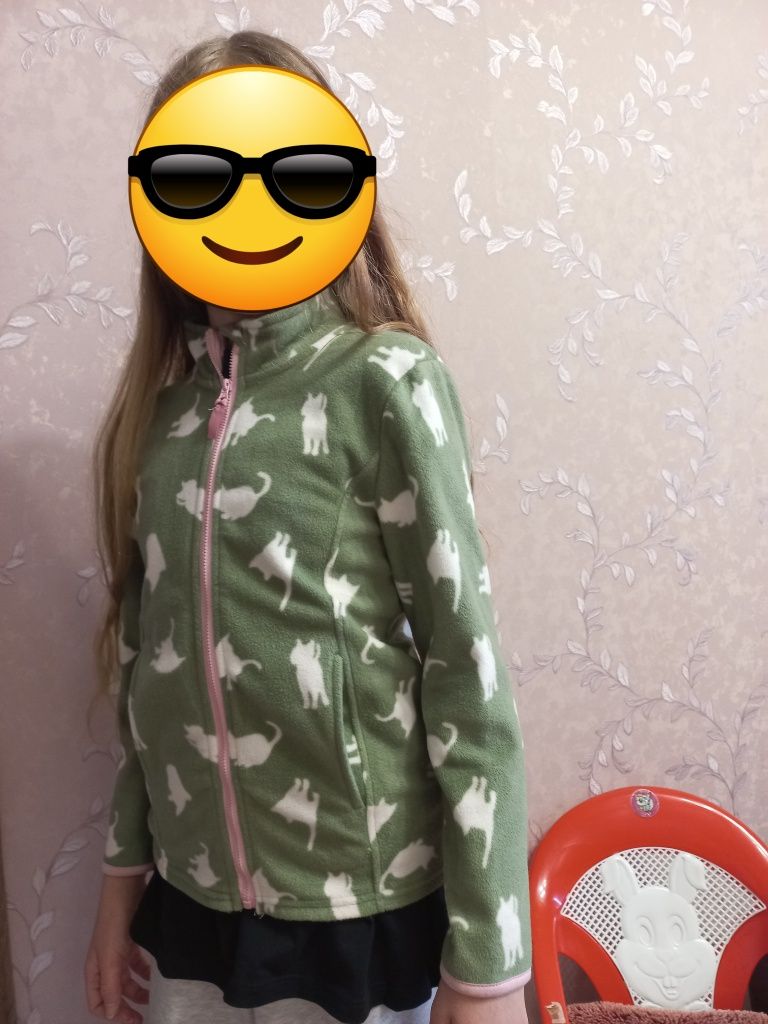 Продам кофту флісову на дівчинку