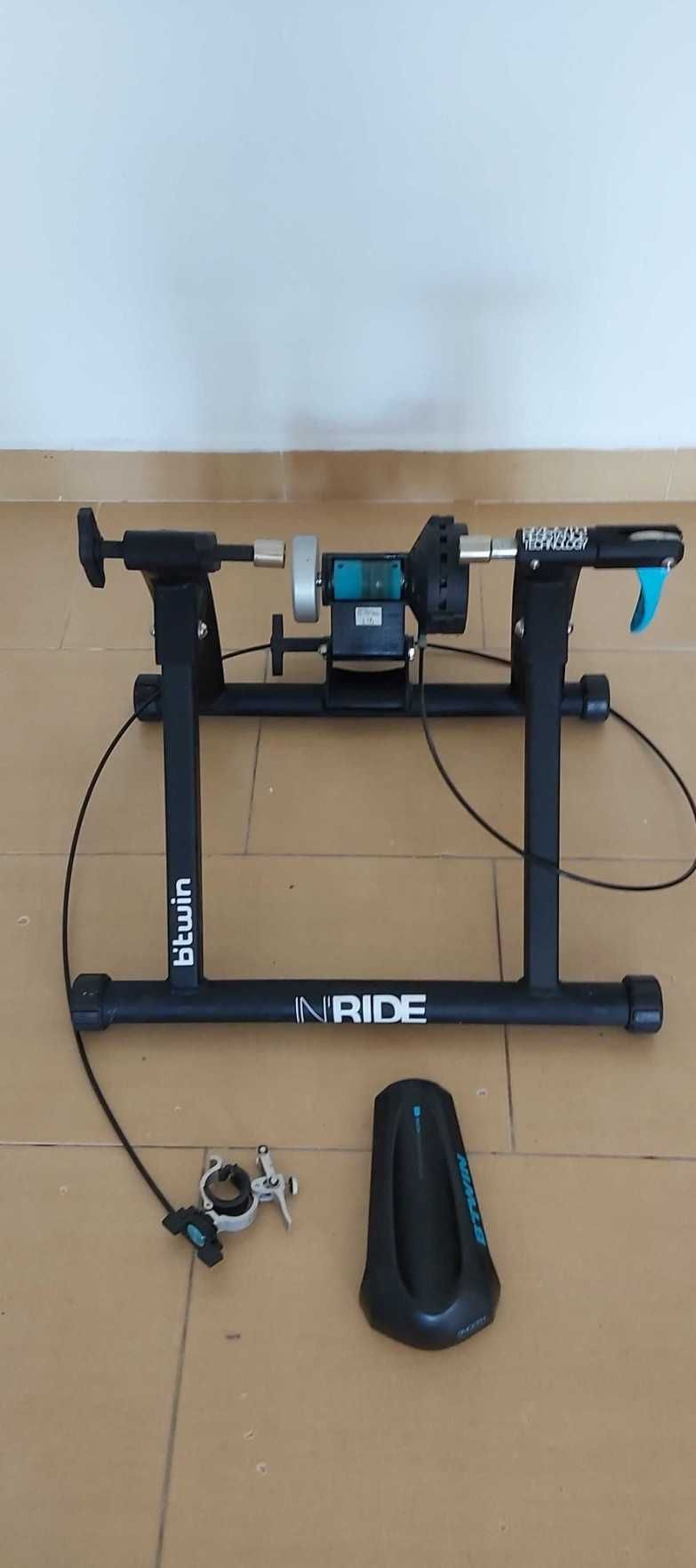 Rolo BTWIN InRide + Pneu Vittoria Zaffiro 26x1,1