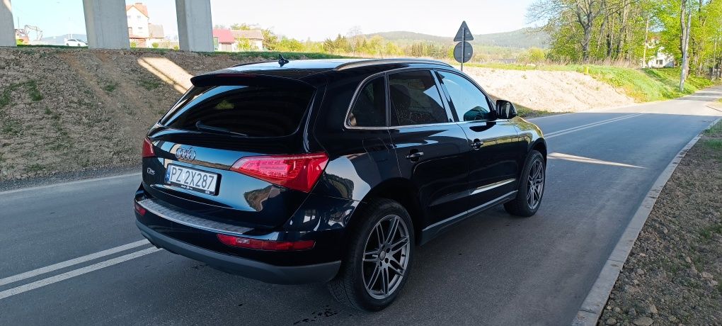 Audi Q5 2.0 TDI 177km Quattro panorama hak 4x4 manual super stan