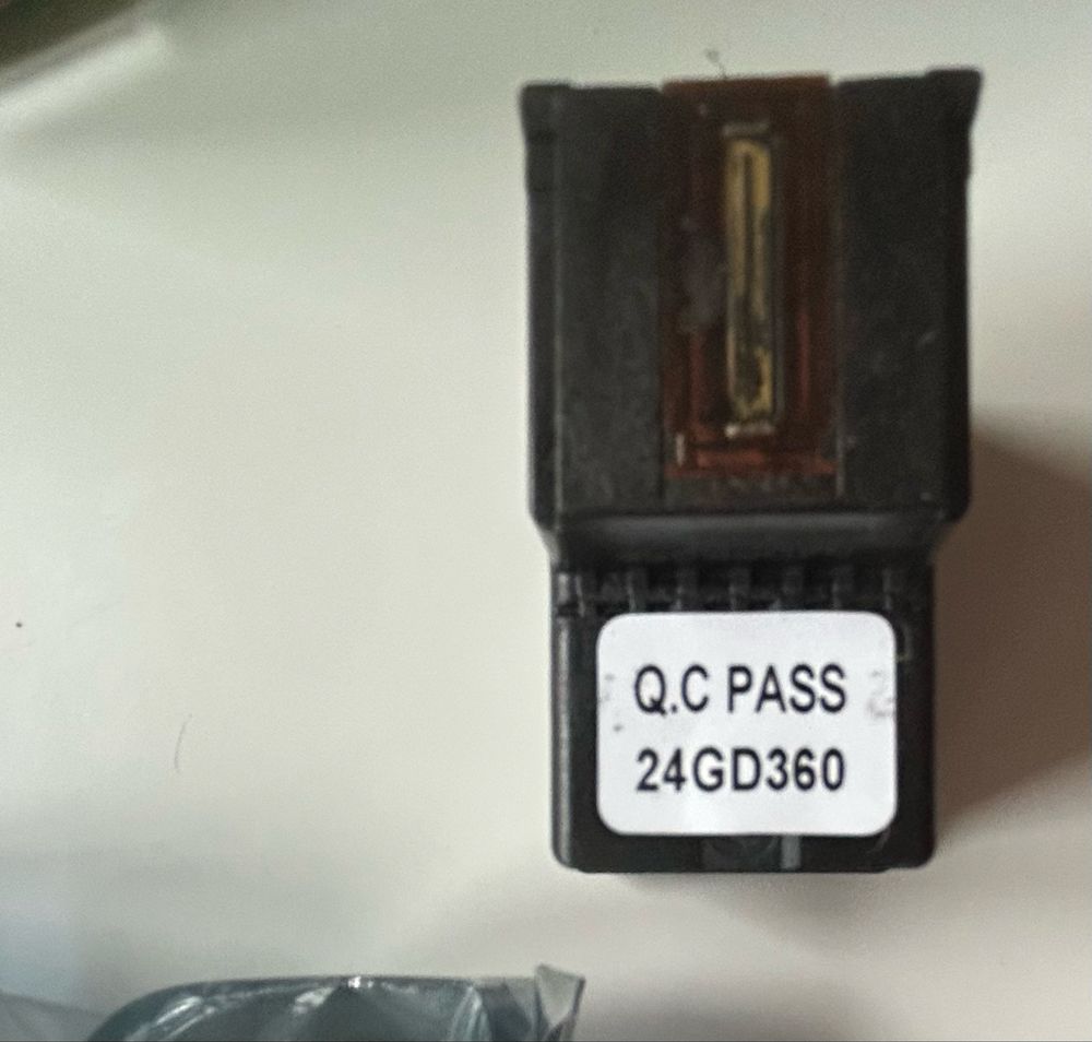 2 tinteiros HP 301 XL preto e cores
