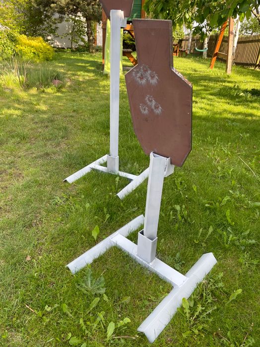 Gong strzelecki IDPA A/C 80% na stojaku stalowym Niski