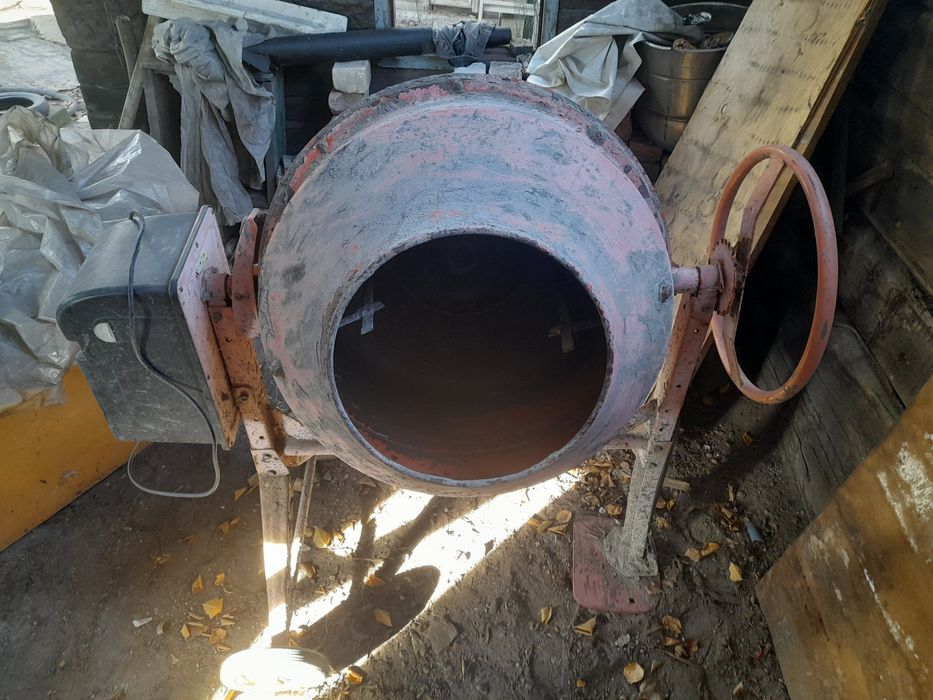 Бетономешалка 180 литров Vitals