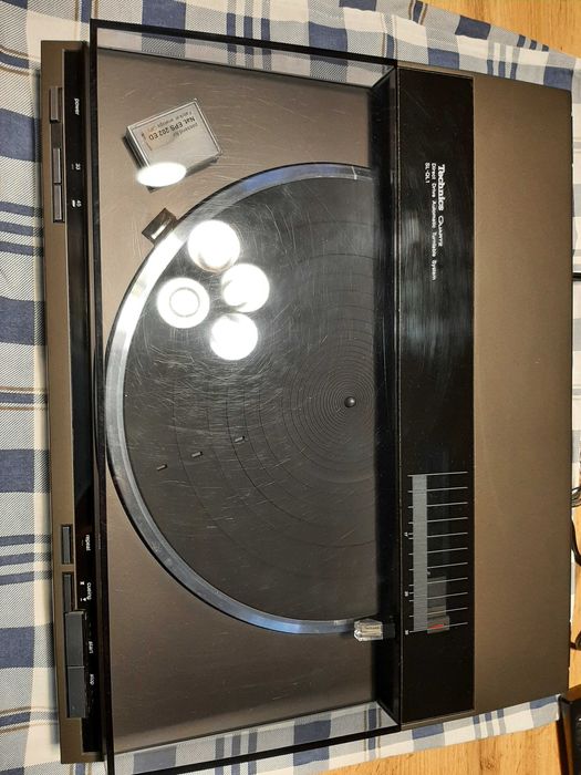 Technics  Quartz  Drive   Automatic Turntable System SL-QL1