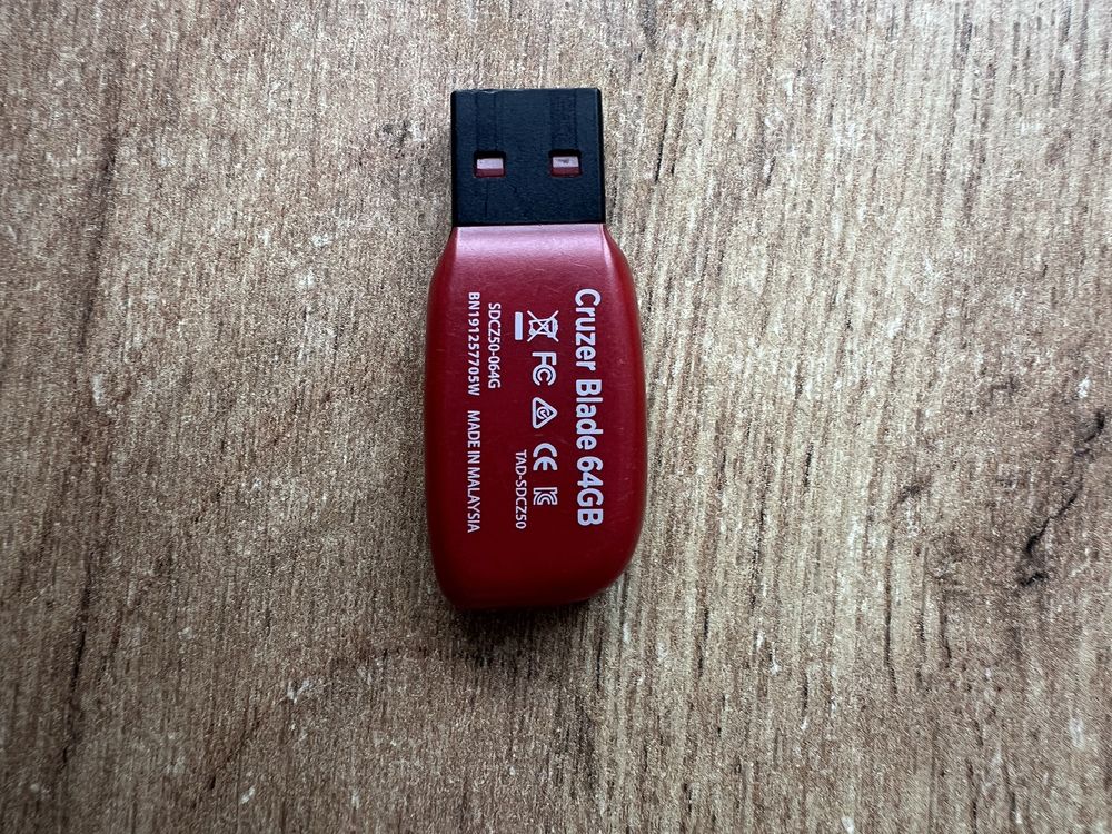 ФЛЕШКА Флеш пам'ять USB SanDisk Cruzer Blade 64GB (SDCZ50-064G-B35)