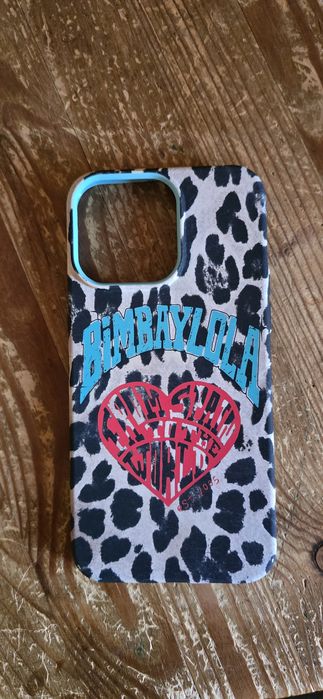 Capa para IPhone 15 Pro Max Bimba Lola