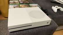 Konsola Xbox One S + pad + okablowanie