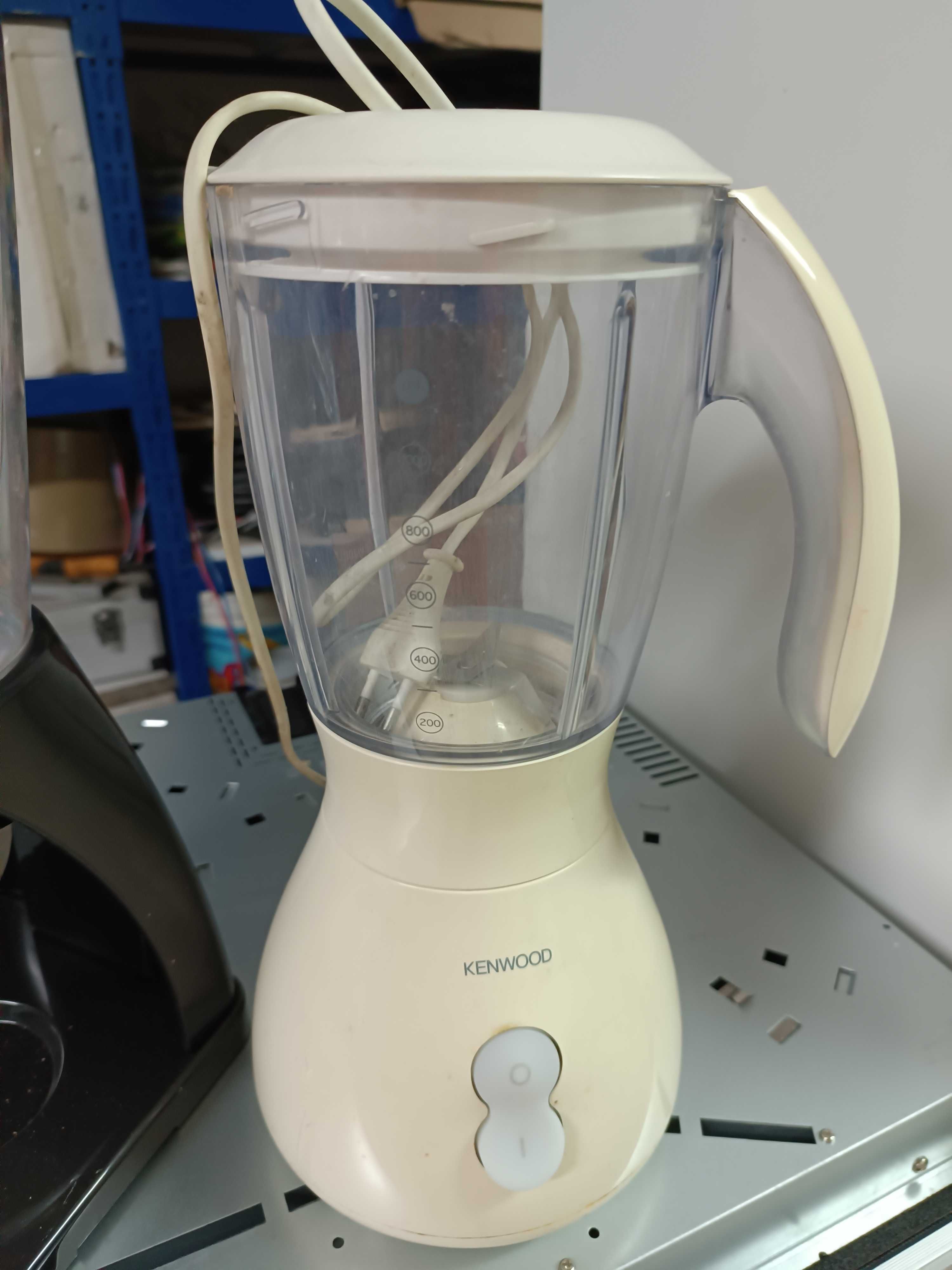Liquidificador + Dispensador de cereais