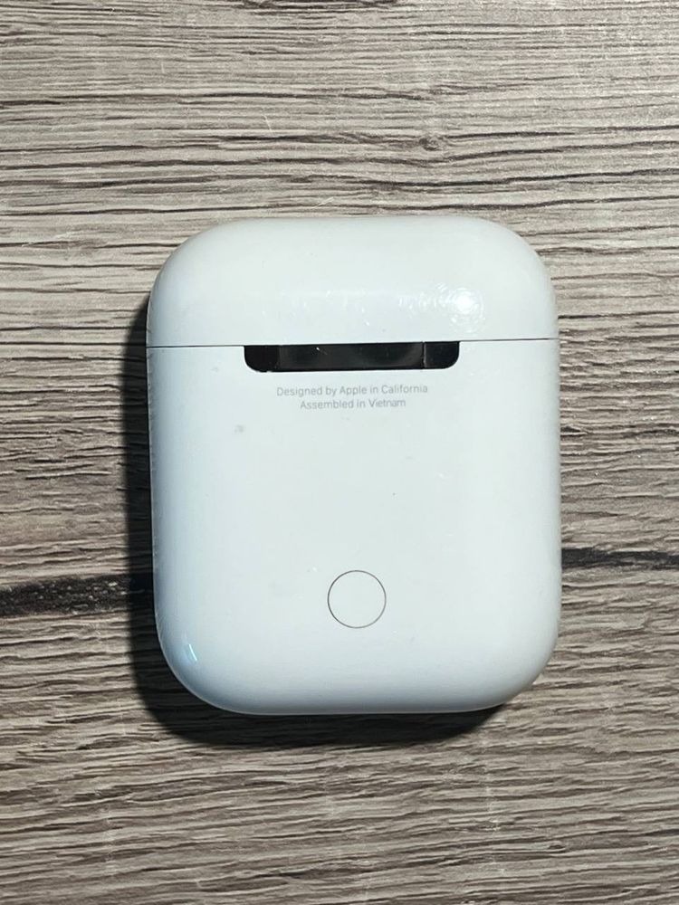 Наушники Airpods 2 оригінал. 1 не працює