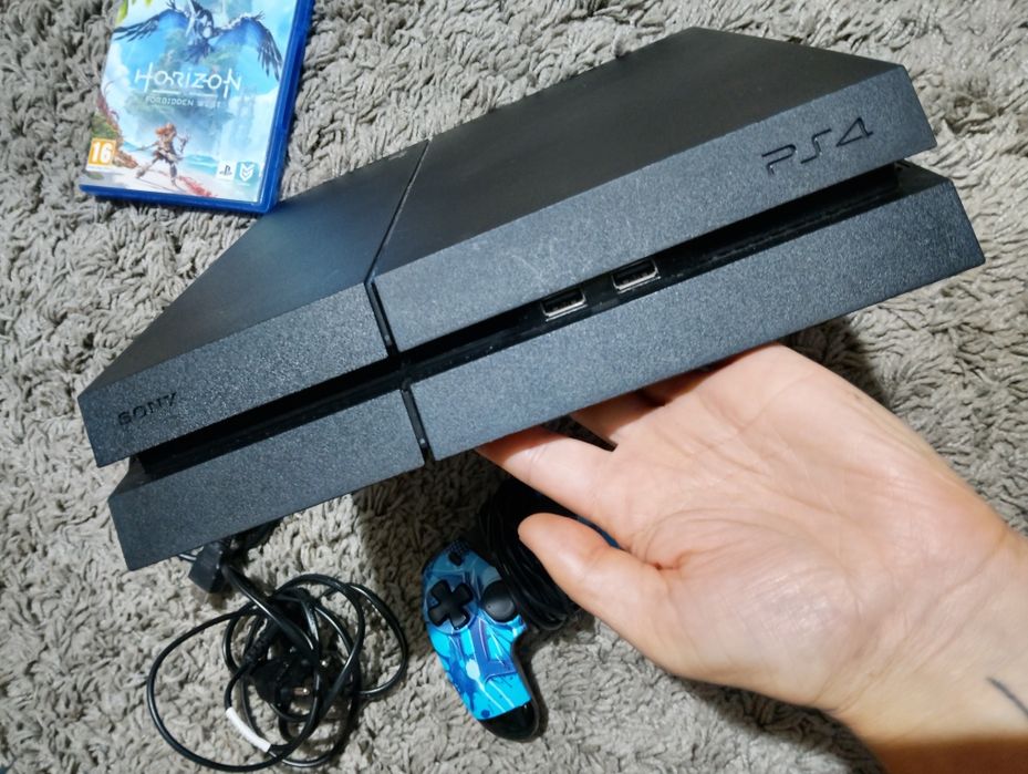 Продам ПС 4 фат 500гб