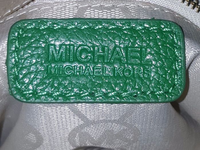 Оригинал.фирменная,стильная,шикарная сумка-клатч michael kors