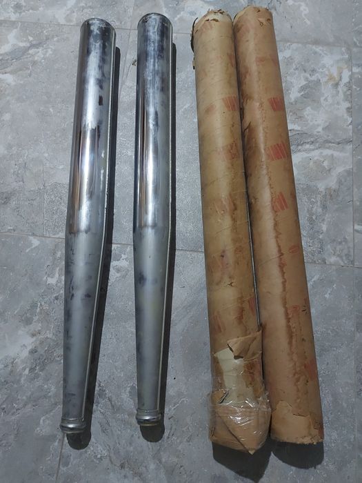 Вихлопні труби ява. Нові Оригиналні Чехословакія