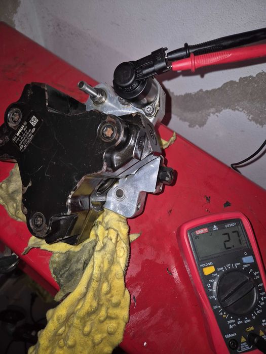 Pompa  Bosch  Hyundai-Kia 2.0 2.2 CRDI 33100‑27400 – sprawna