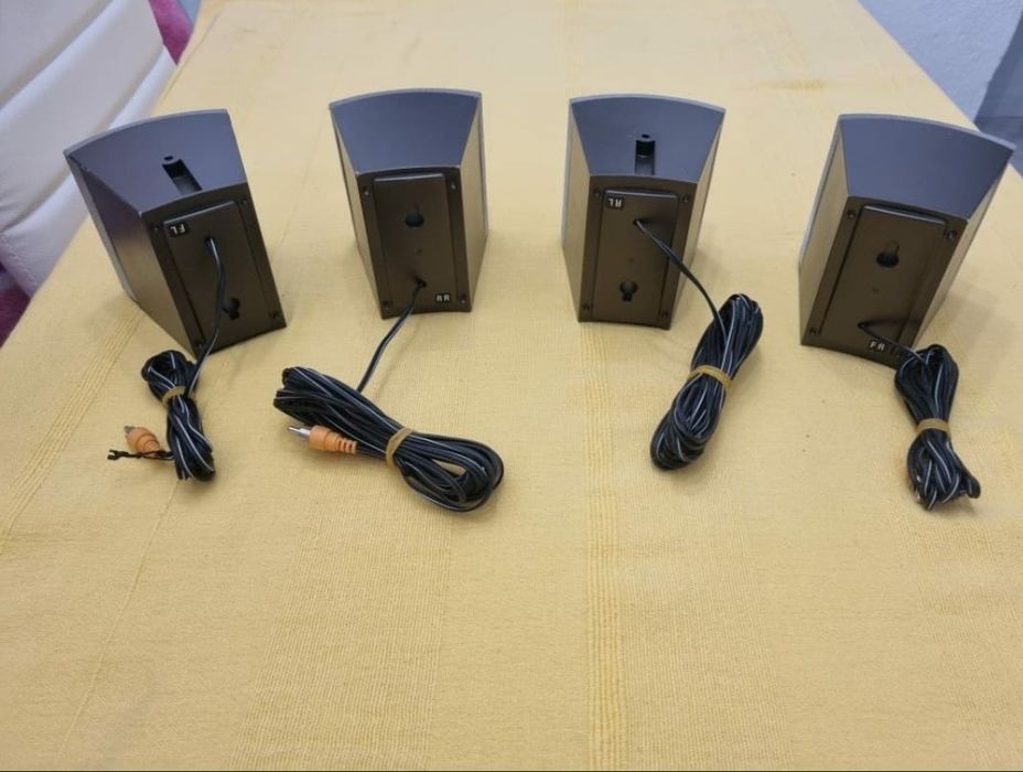 4 Colunas Pequenas para Aparelhagem