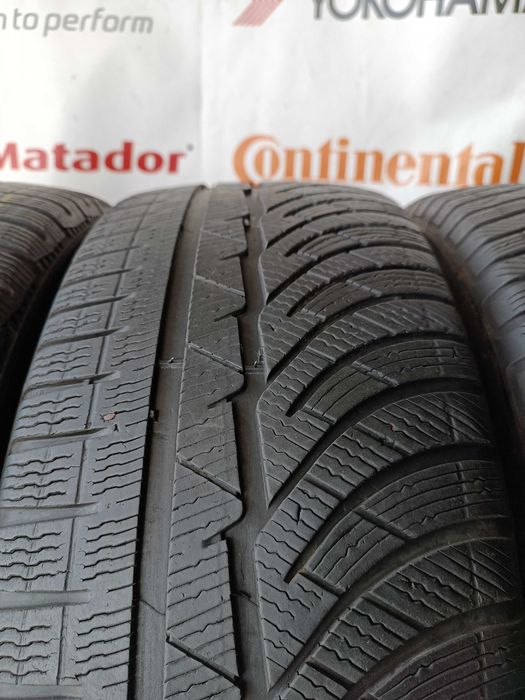 Зимові шини 235/55 R17 Michelin pilot alpin pa4