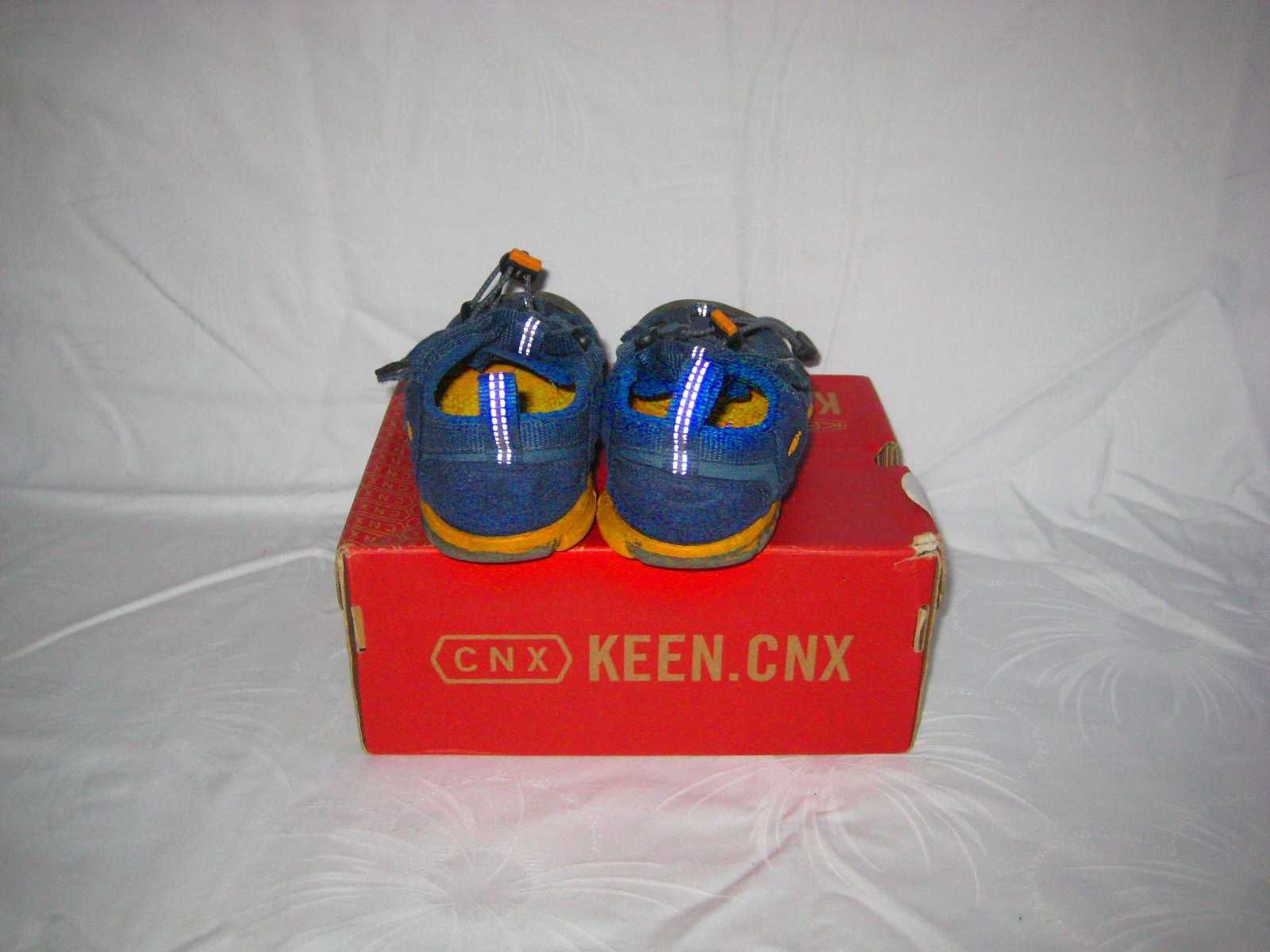 Босоножки сандалии Keen waterproof США 30-31 размер по стельке 20 см