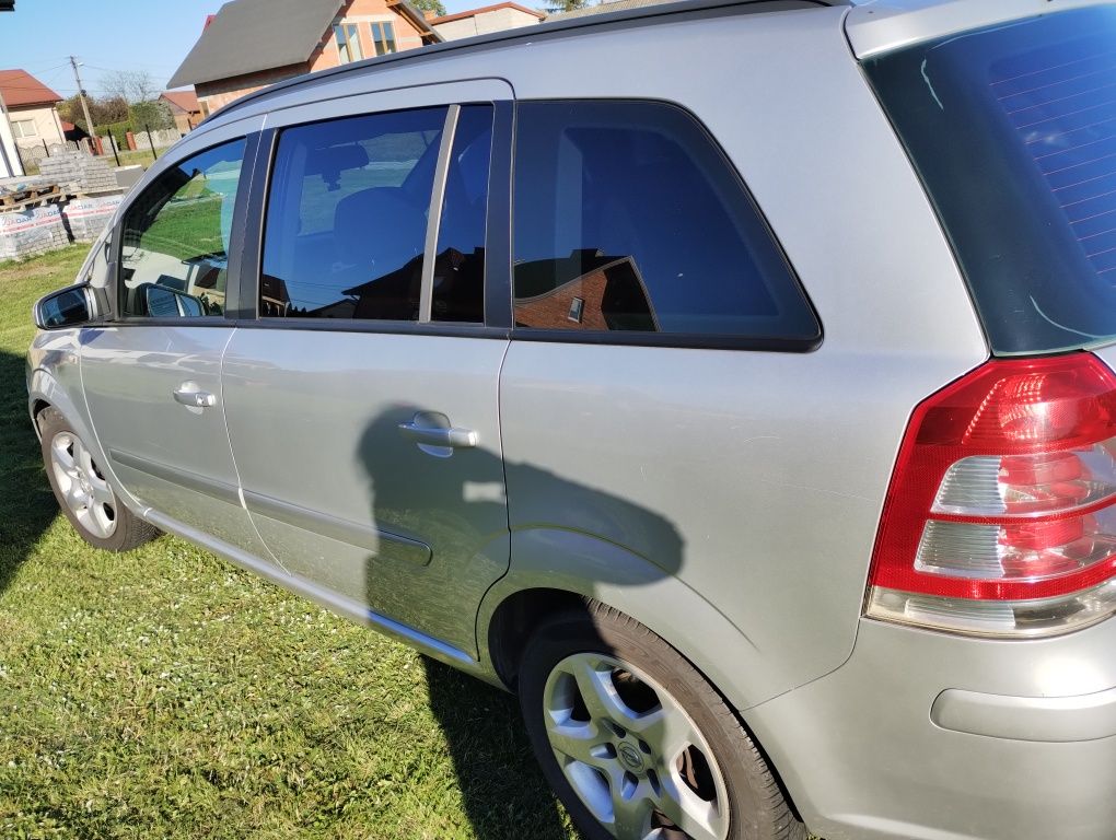 Opel Zafira B z silnikiem Isuzu
