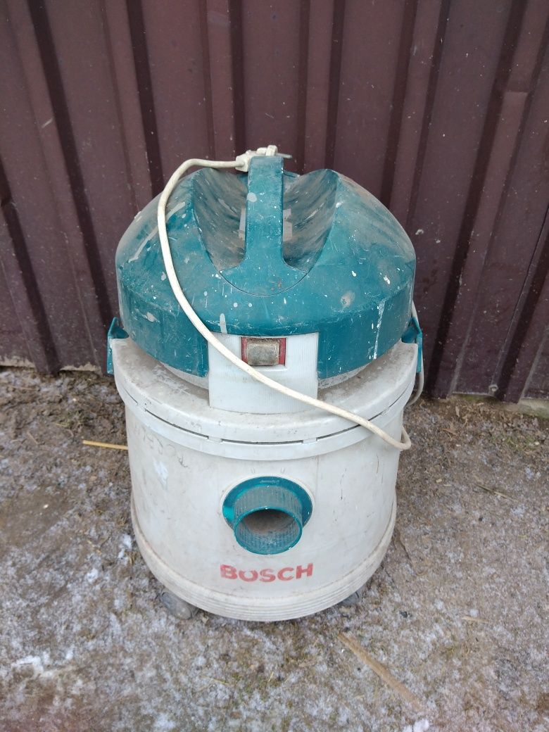 Odkurzacz przemysłowy Bosch karcher