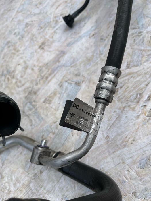 Mercedes Sprinter 910-й патрубки кондиціонера