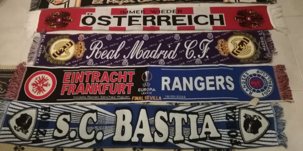 11 Cachecois de barios clubes