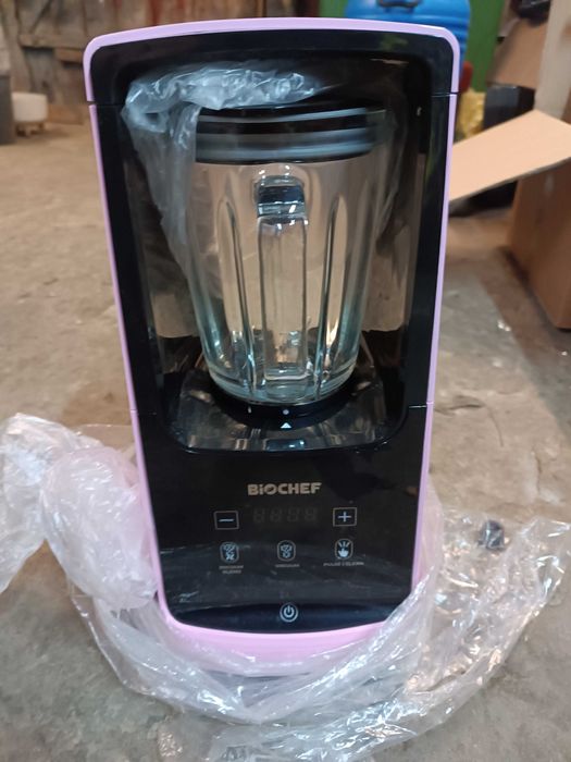 Biochef Astro vaccum blender