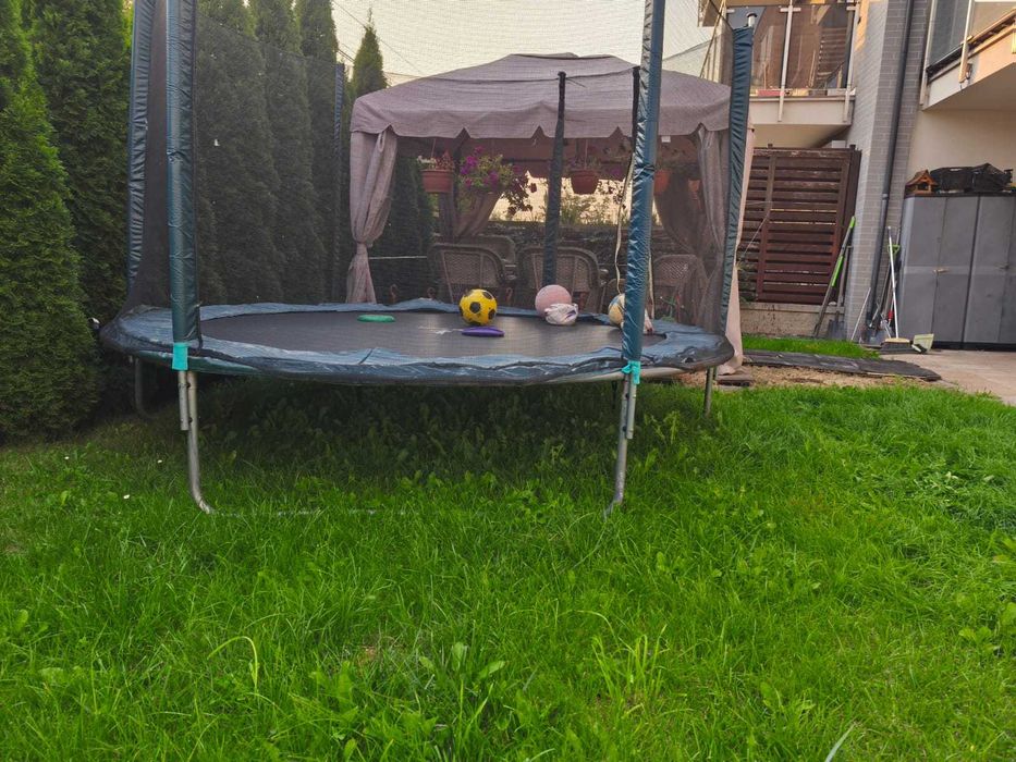 Trampolina dla dzieci