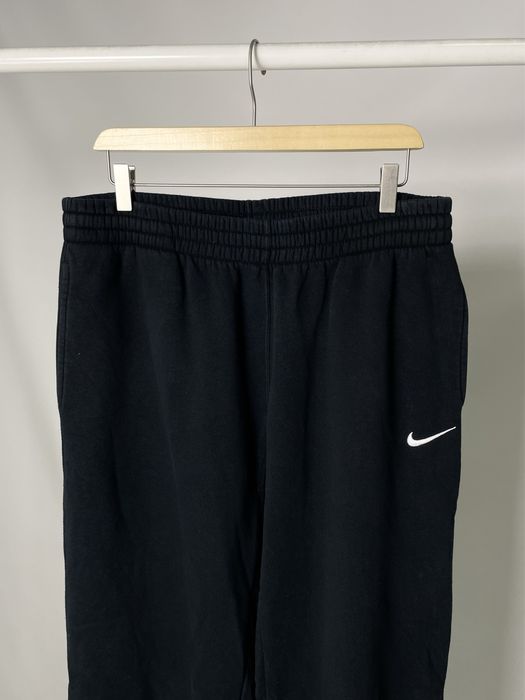 Nike розмір L ОРИГІНАЛЬНІ чорні спортивні штани