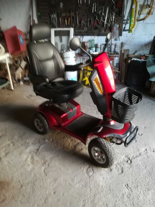 Stannah Scooter Midi, eléctrica