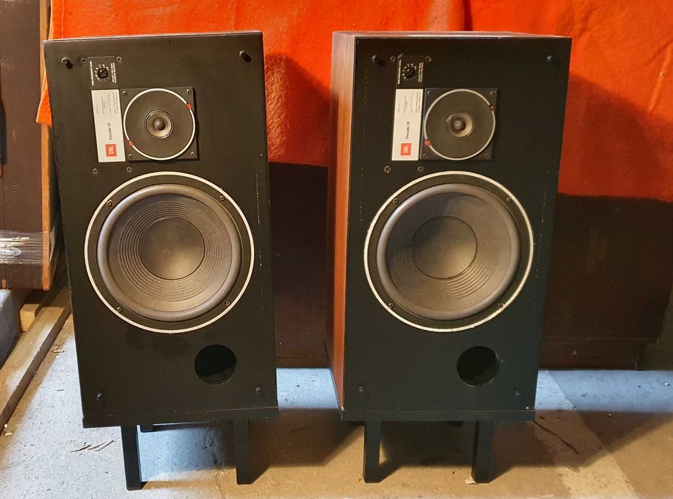 Kolumny JBL Decade L26