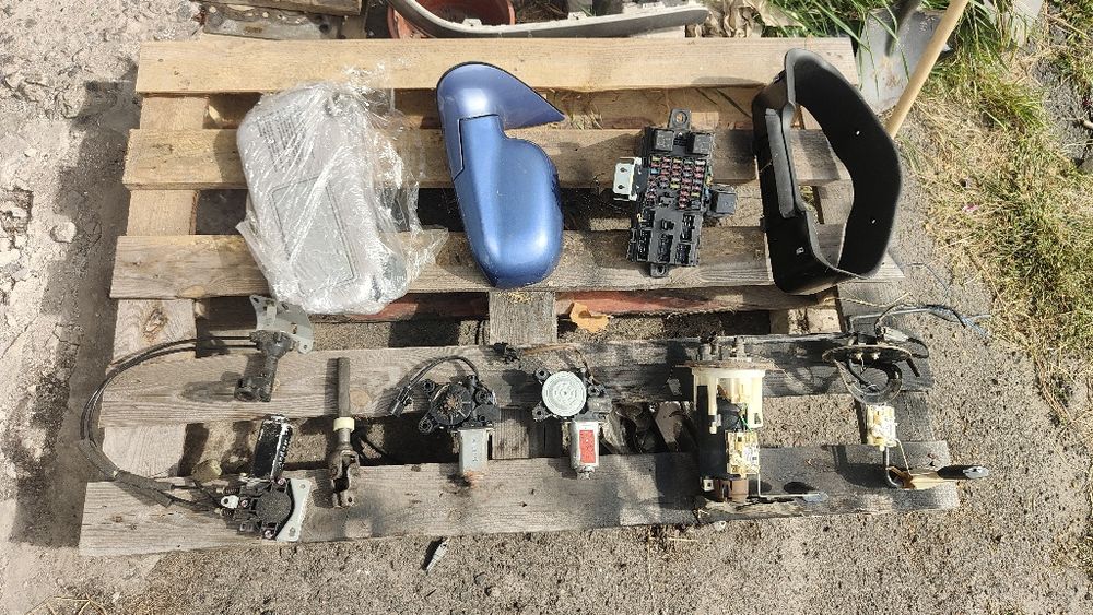 Дзеркало заднього виду  дверей водія Hyundai Santa Fe 1 Хюндай Санта ф