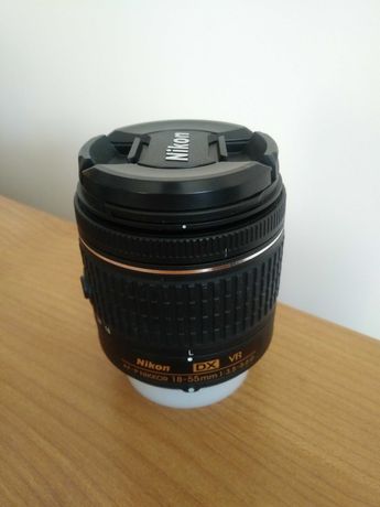 Obiektyw Nikon Nikkor 18-55 mm f/3.5-5.6G AF-P VR DX