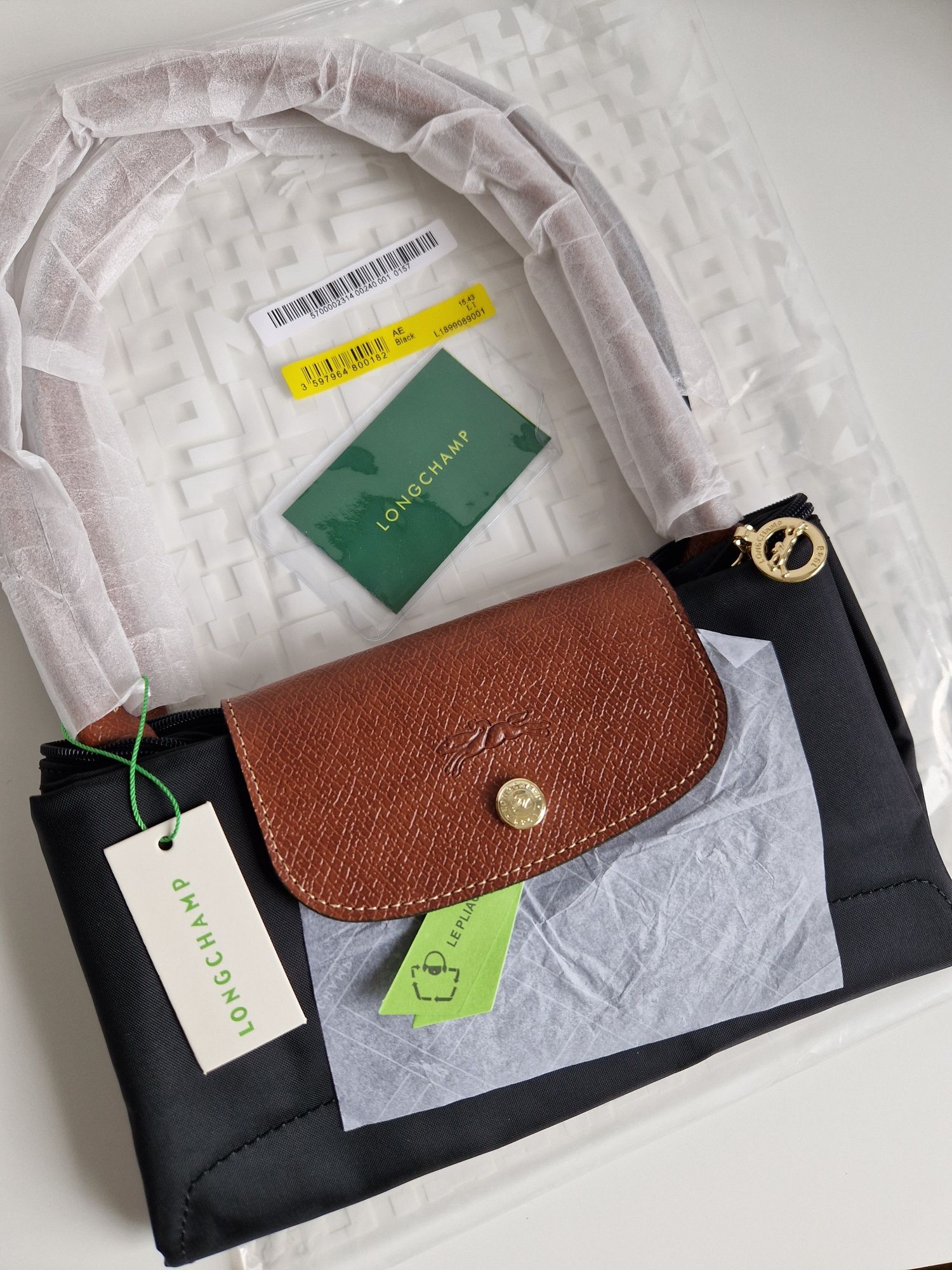 LONGCHAMP L czarna nowa