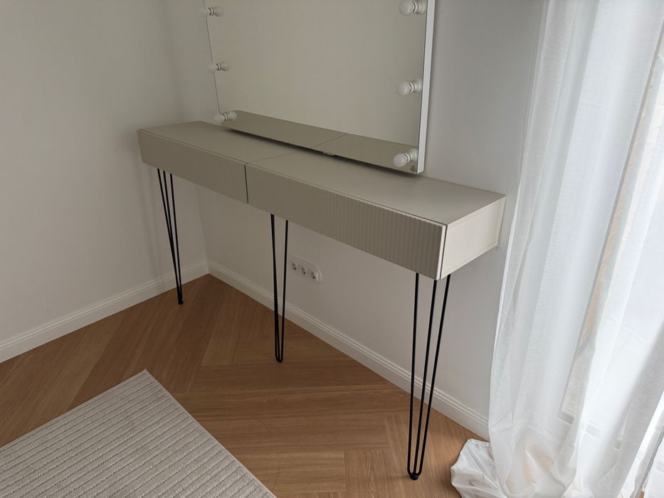 Konsola Veldio z frezowanym frontem i szufladą 90 cm Szary beż wisząca