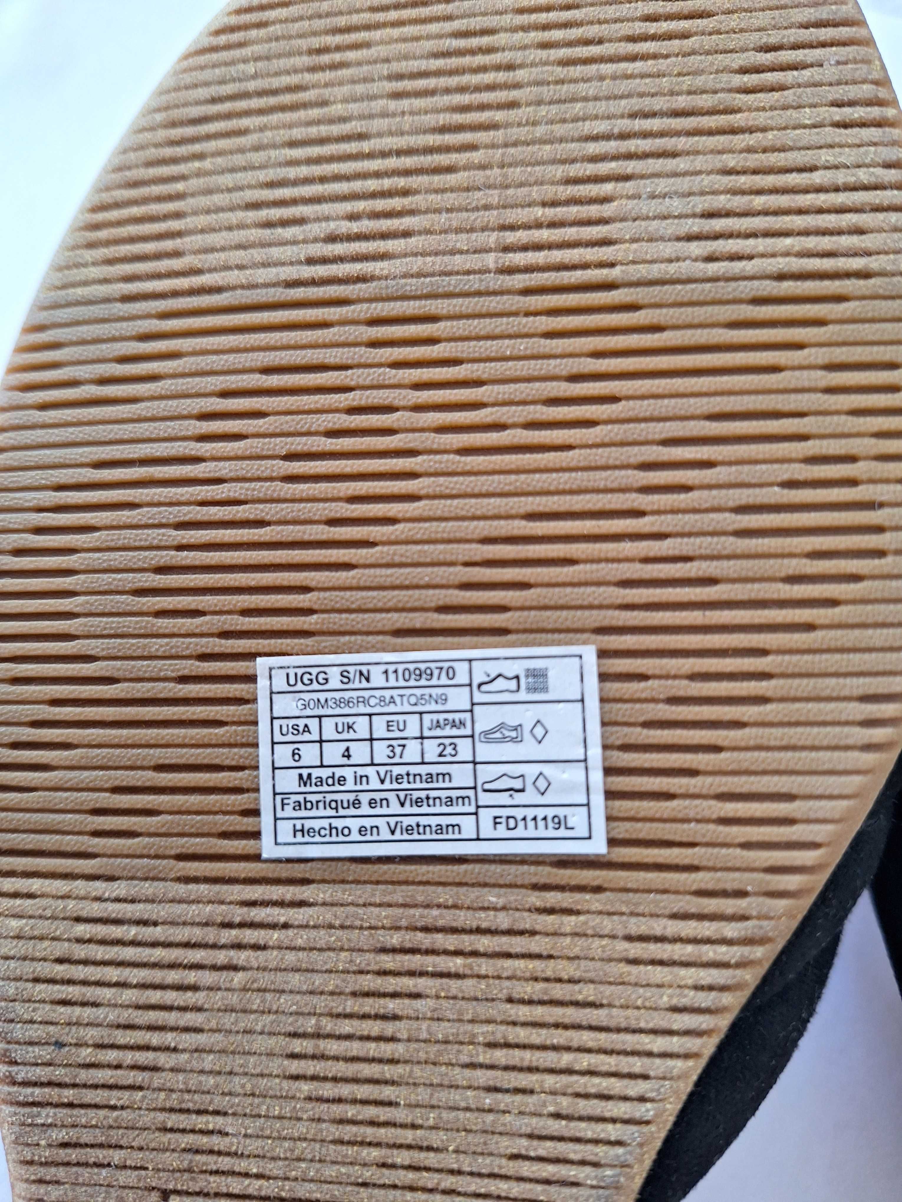 Klapki damskie UGG JURUPA czarne rozm. 37
