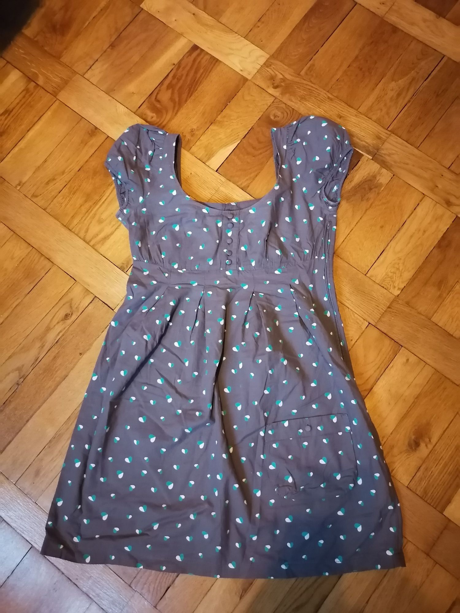 Luźna sukienka w serduszka H&M
