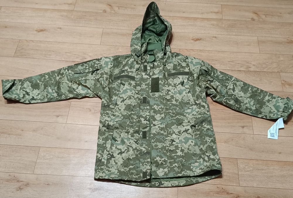 Продаю куртку зимову зсу