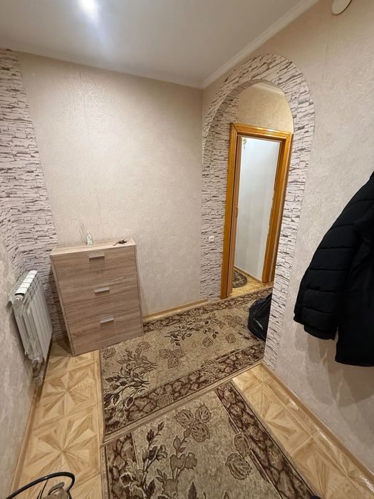 Продаж 1к.кв-ри. вул. Пулюя 50000 дол. США. Цегла! Торг