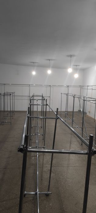 Wyposażenie sklepu odzieżowego