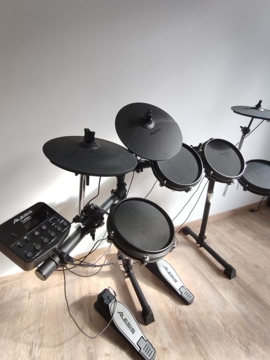 ALESIS TURBO MESH KIT elektryczny zestaw perkusyjny
