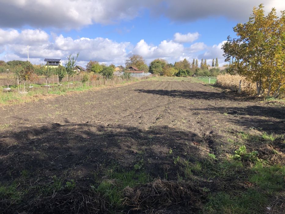 Земельна ділянка під будівництво з асвальтованим підїздом