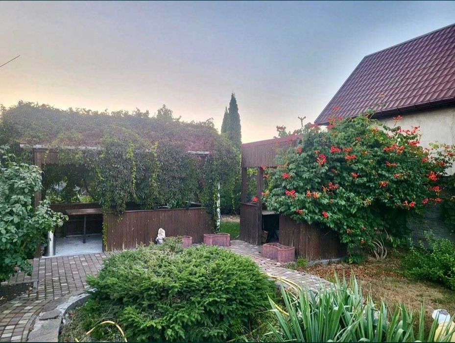 Оренда будинку 180 м2 з ремонтом м.Обухів м-н Дзюбівка