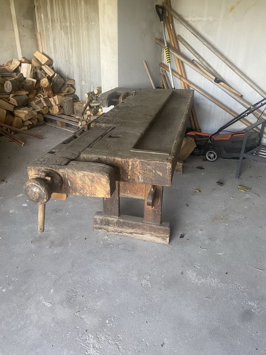 Dębowy stół stolarski