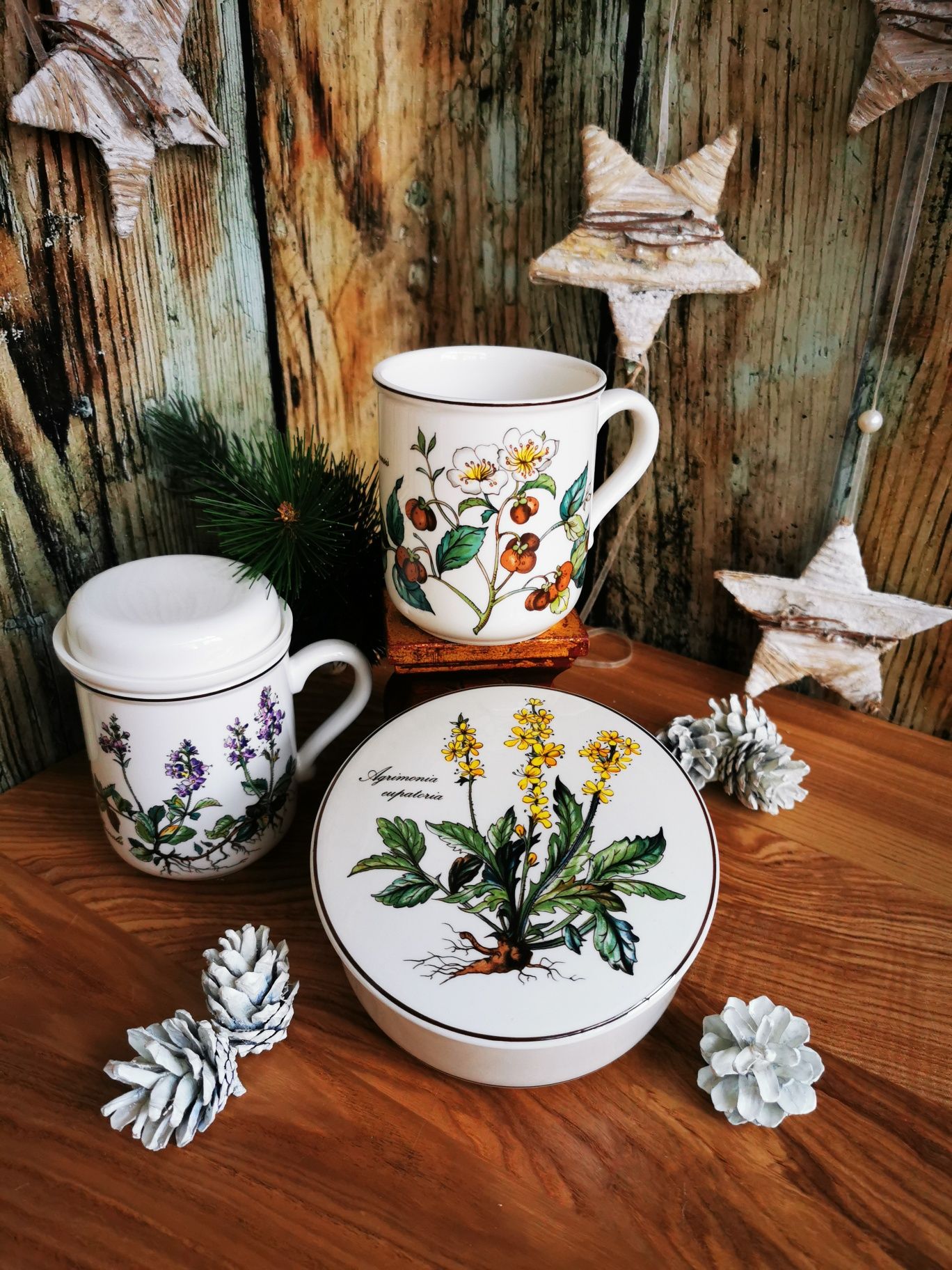 Porcelanowa szkatułka, pudełko Villeroy&Boch seria Botanica, sygnatura