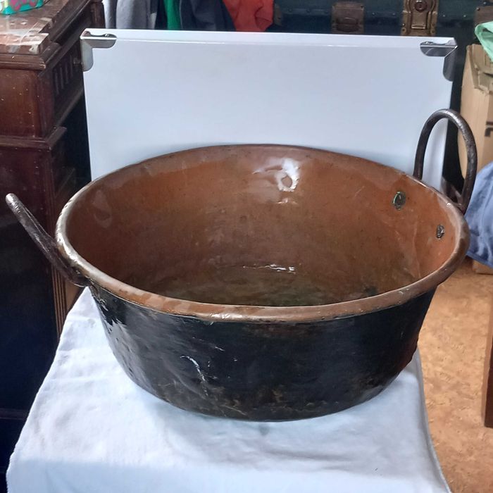 Conjunto de três tachos em cobre
