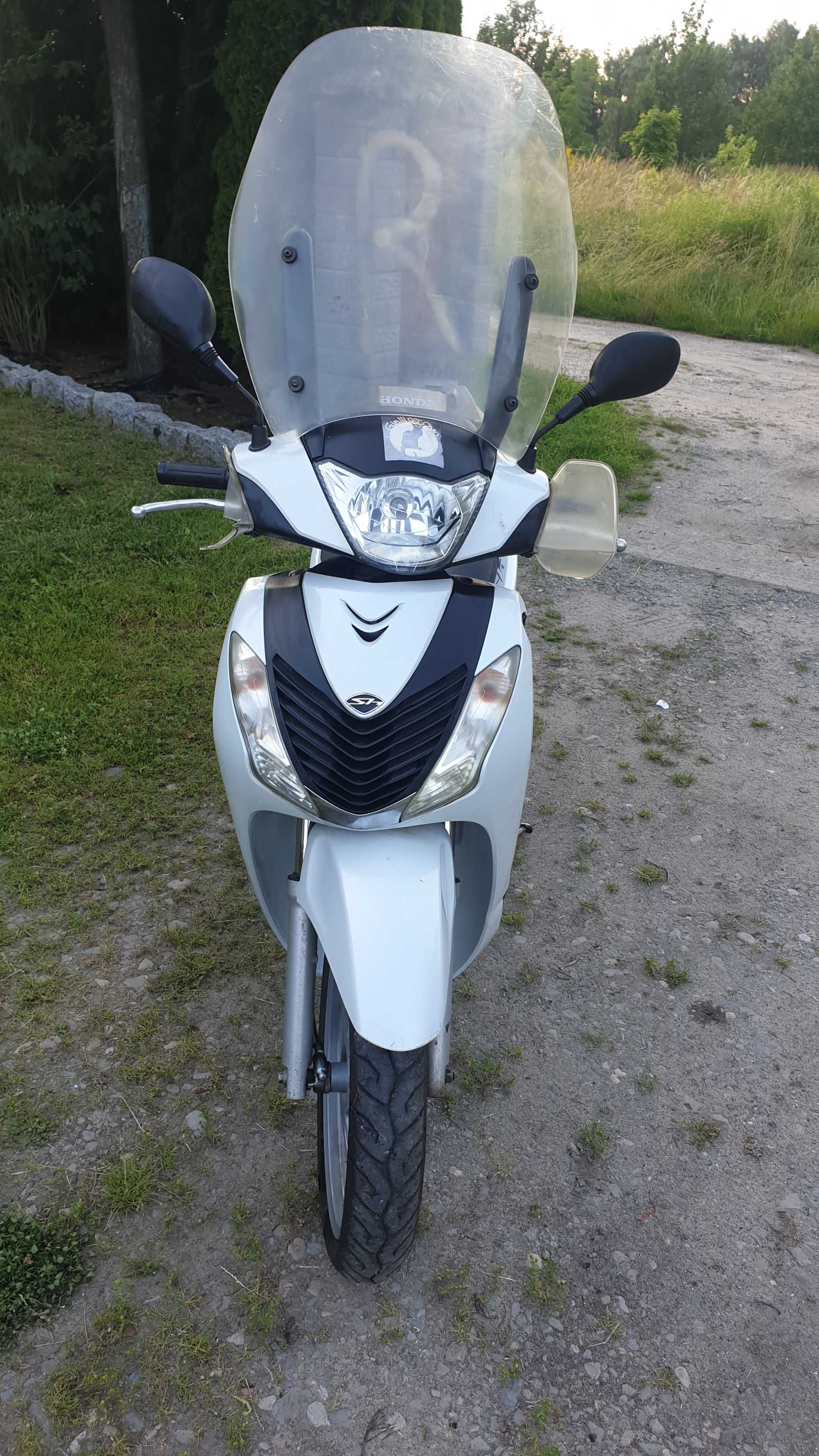 Honda SH 150 biala ,Honda Sh 150 czarna