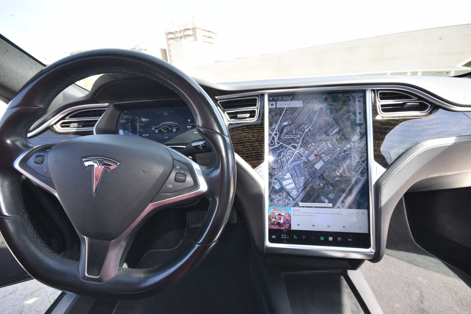 Carro Tesla model S 75 nacional - Urgente
